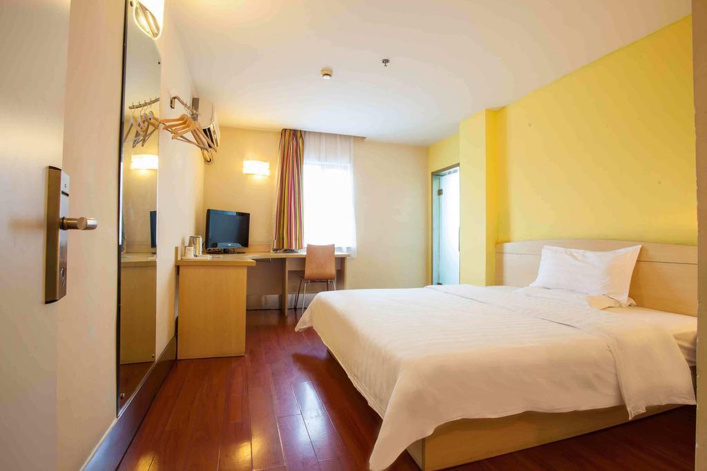 7Days Inn Chengdu Yulin Province Stadium Exterior foto